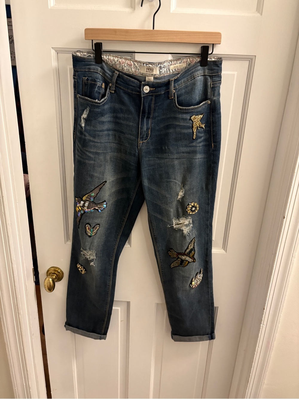 Women’s Embroidered Patch Denim Blue Distressed Jeans